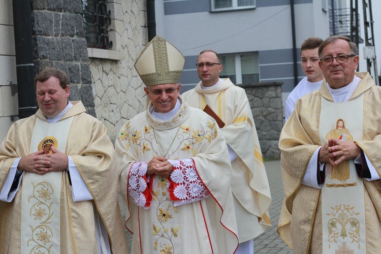 Abp Mokrzycki w Borzęcinie Dolnym