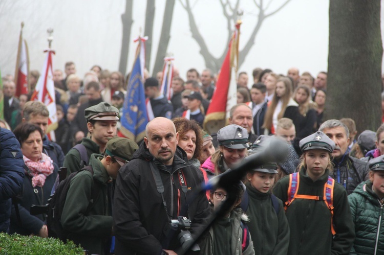 Prezydent na cmentarzu legionistów w Łowczówku