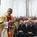 Prezydent na cmentarzu legionistów w Łowczówku