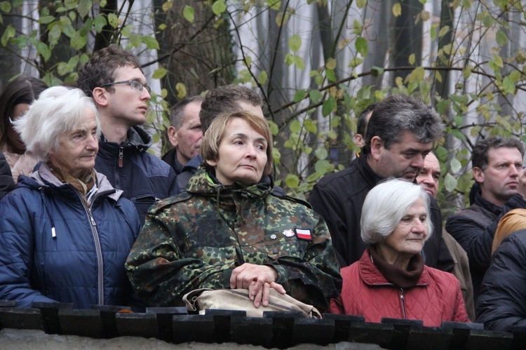 Prezydent na cmentarzu legionistów w Łowczówku