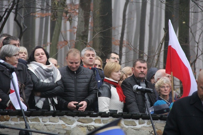 Prezydent na cmentarzu legionistów w Łowczówku