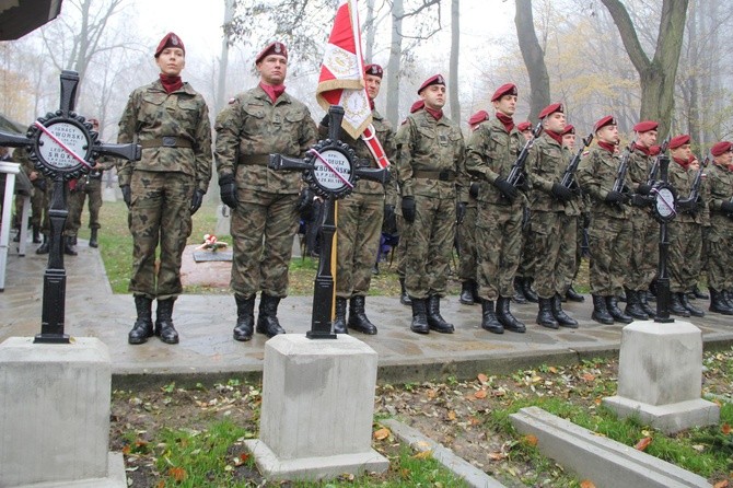 Prezydent na cmentarzu legionistów w Łowczówku