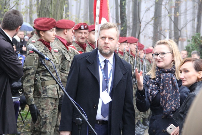 Prezydent na cmentarzu legionistów w Łowczówku