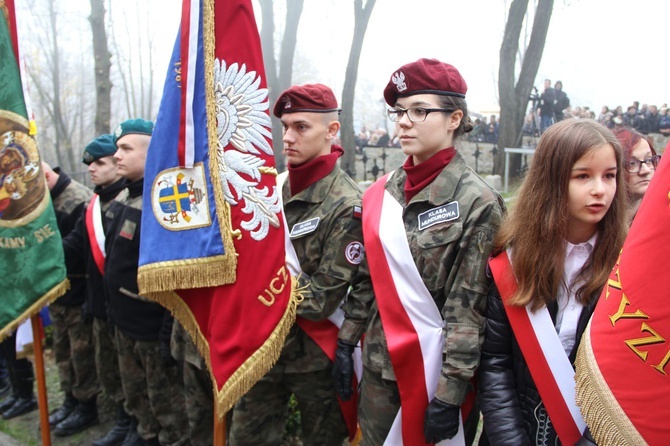 Prezydent na cmentarzu legionistów w Łowczówku