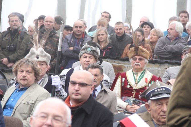 Prezydent na cmentarzu legionistów w Łowczówku