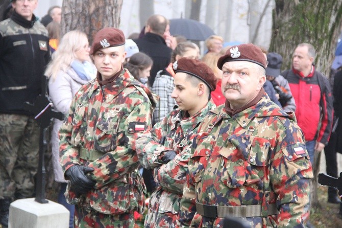 Prezydent na cmentarzu legionistów w Łowczówku