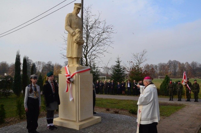 Pomnik dla generała 