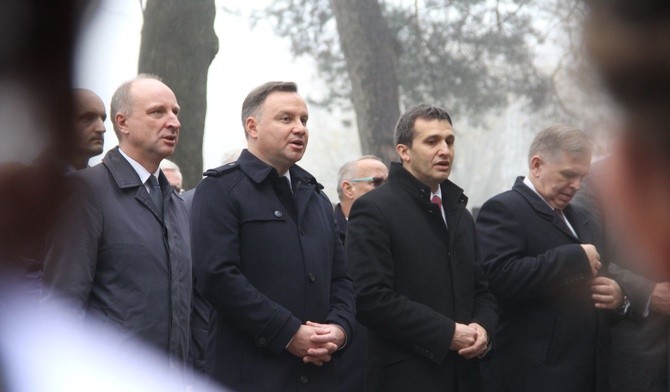 Prezydent na cmentarzu legionistów w Łowczówku