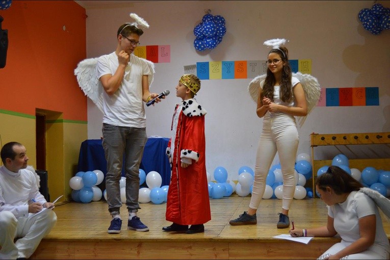 Bal Świętych w Środzie Śląskiej