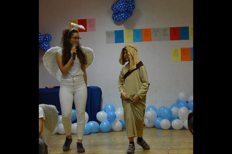 Bal Świętych w Środzie Śląskiej