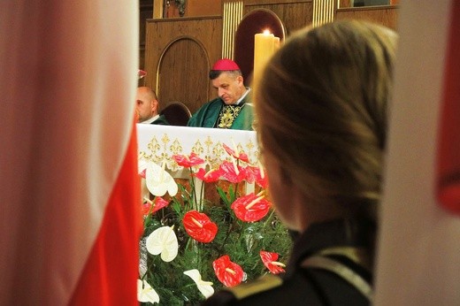 Świętowanie harcerzy ZHR z Niepodległą