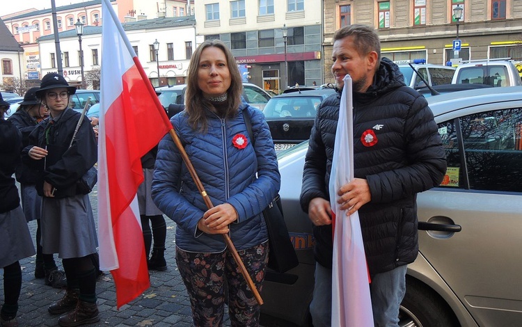 Świętowanie harcerzy ZHR z Niepodległą