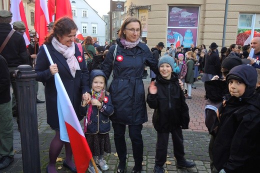 Świętowanie harcerzy ZHR z Niepodległą