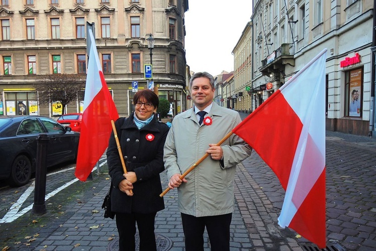 Świętowanie harcerzy ZHR z Niepodległą