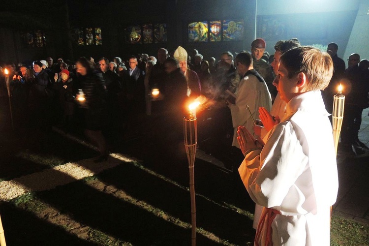 Kantata i obelisk dla Niepodległej na Złotych Łanach