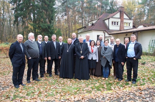 Laski: Spotkanie środowisk ewangelizacyjnych z całej Polski