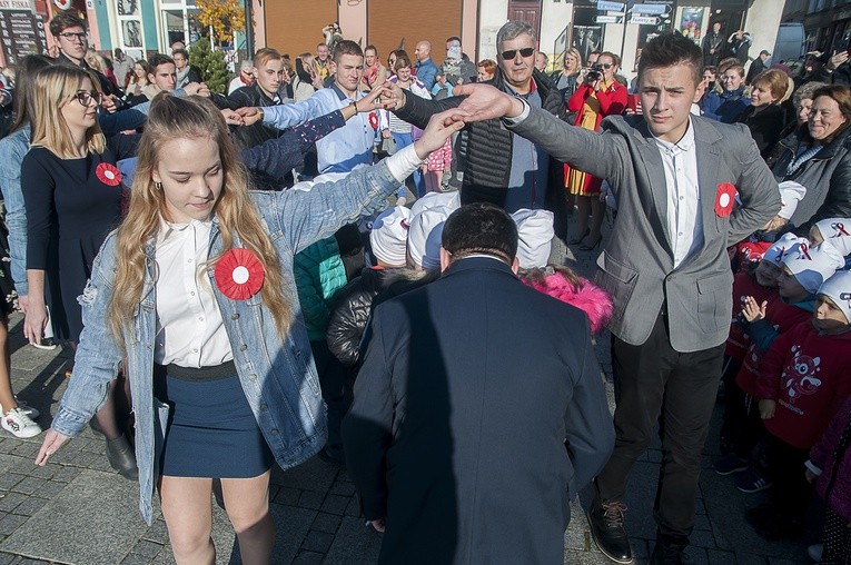 Polonez dla Niepodległej