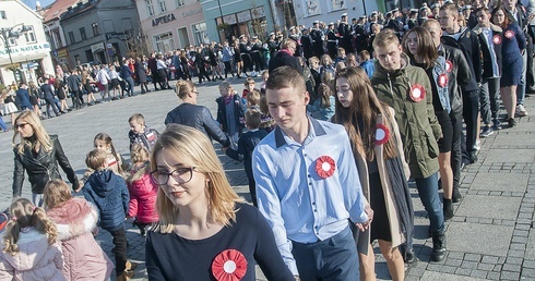 Polonez dla Niepodległej