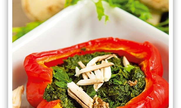 Papryka zapiekana ze szpinakiem