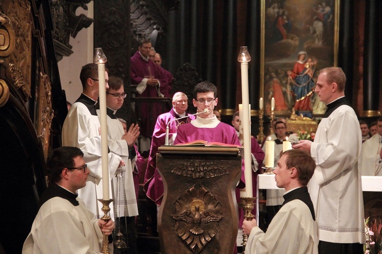 Msza za zmarłych kapłanów i biskupów