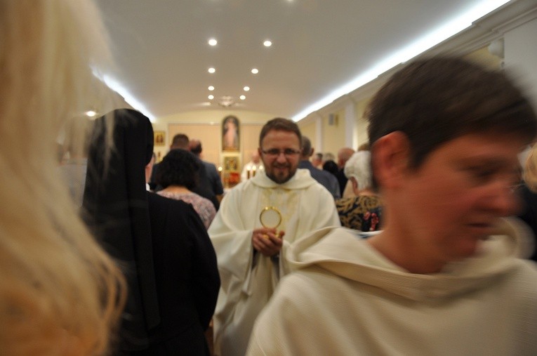 Poświęcenie kaplicy w Domu Miłosierdzia