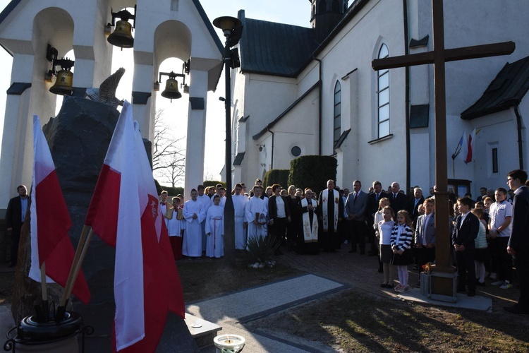 Patriotycznie w Trzetrzewinie