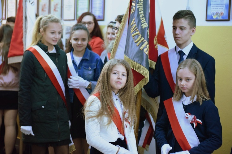 100 lat szkoły w Biadolinach Szlacheckich