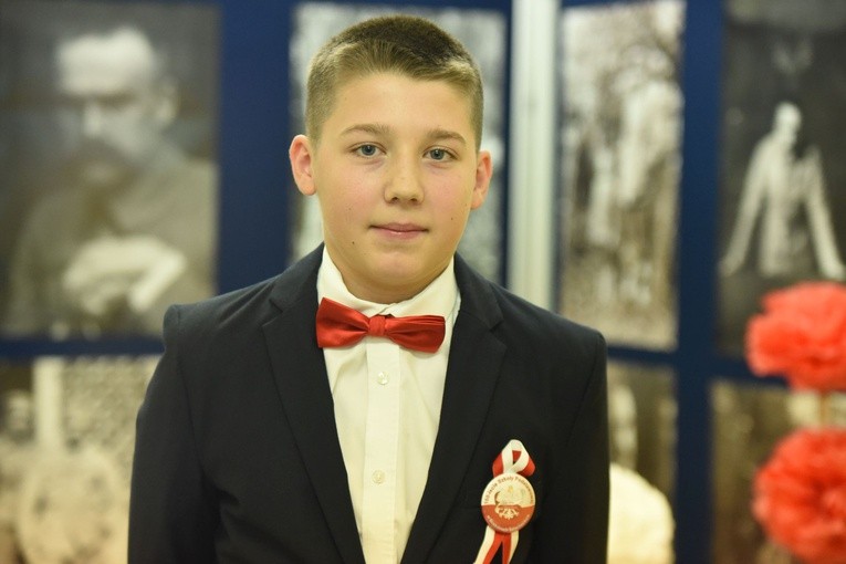 100 lat szkoły w Biadolinach Szlacheckich