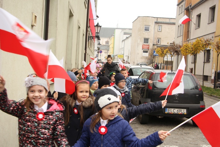 Marsz patriotyczny "Pijarskiej"