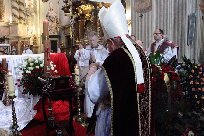 Pogrzeb prof. Jerzego Wyrozumskiego - Msza św.