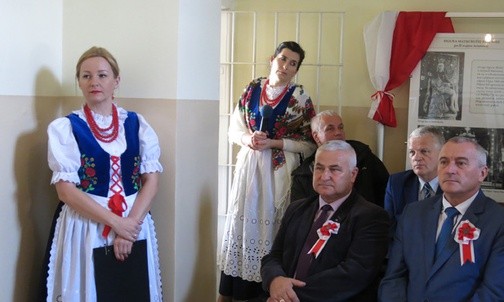 Historia w jednej izbie