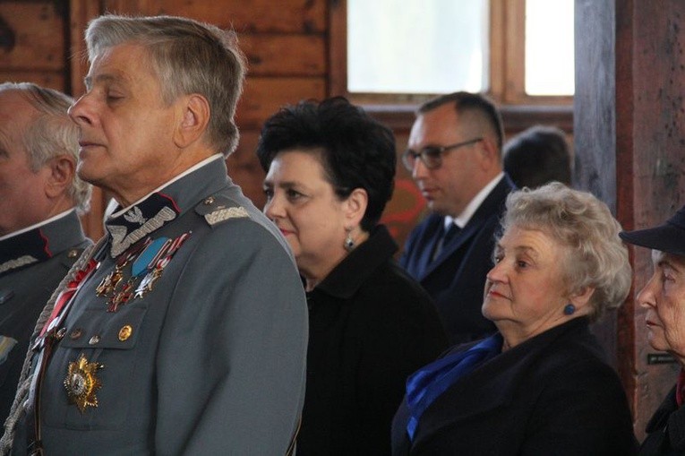 Msza św. z okazji nadania imienia szkole w Jastkowie