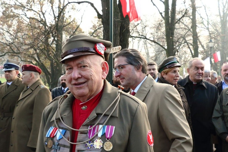 Odsłonięto popiersia zasłużonych Polaków