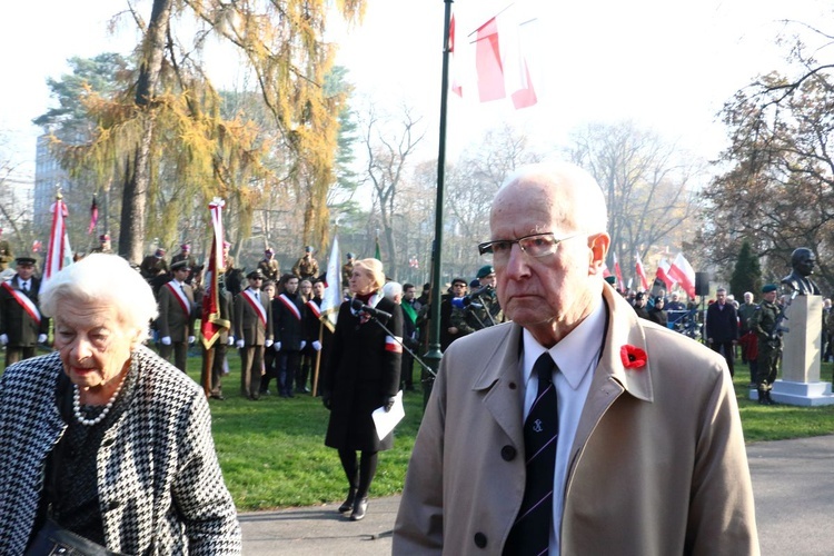 Odsłonięto popiersia zasłużonych Polaków