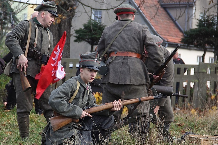 Odbicie pociągu pancernego - widowisko w Koszalinie