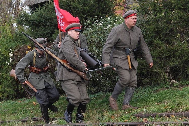 Odbicie pociągu pancernego - widowisko w Koszalinie