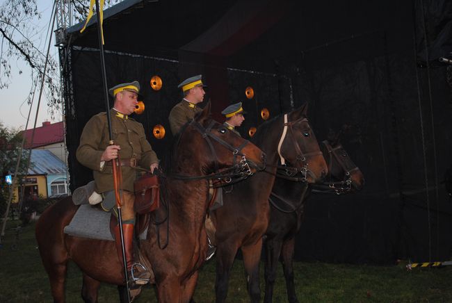 Patriotyczne śpiewanie w Stalowej Woli