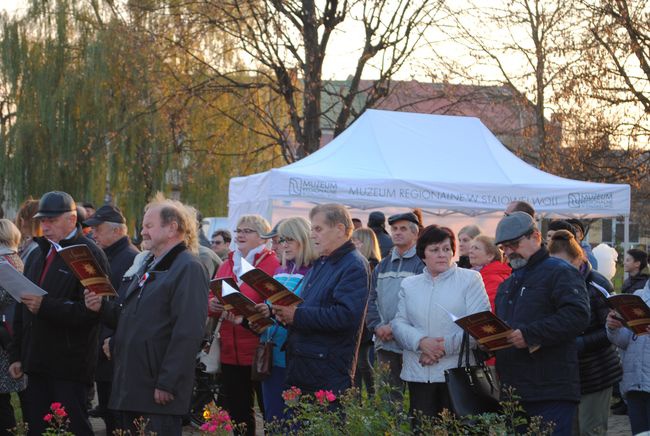 Patriotyczne śpiewanie w Stalowej Woli