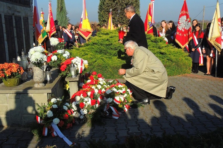 Pisarzowice i ich bohaterowie Niepodleglej