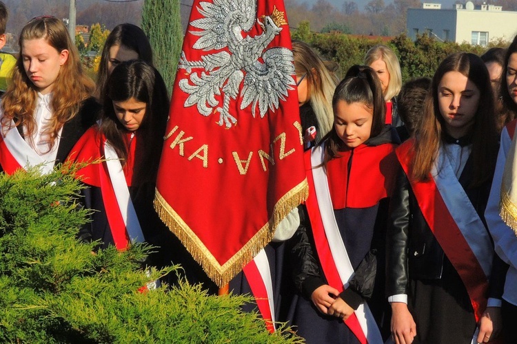 Pisarzowice i ich bohaterowie Niepodleglej