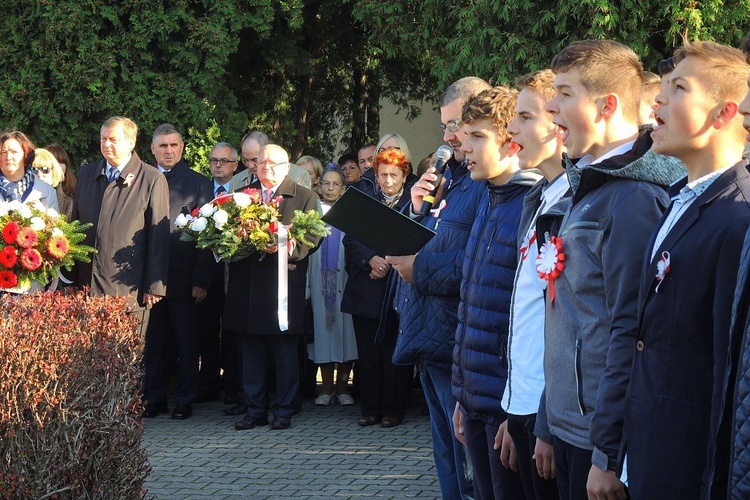 Pisarzowice i ich bohaterowie Niepodleglej