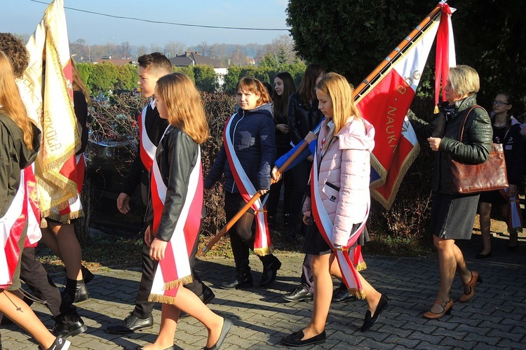 Pisarzowice i ich bohaterowie Niepodleglej