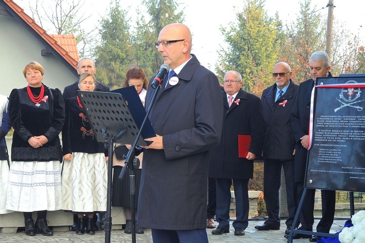 Pisarzowice i ich bohaterowie Niepodleglej