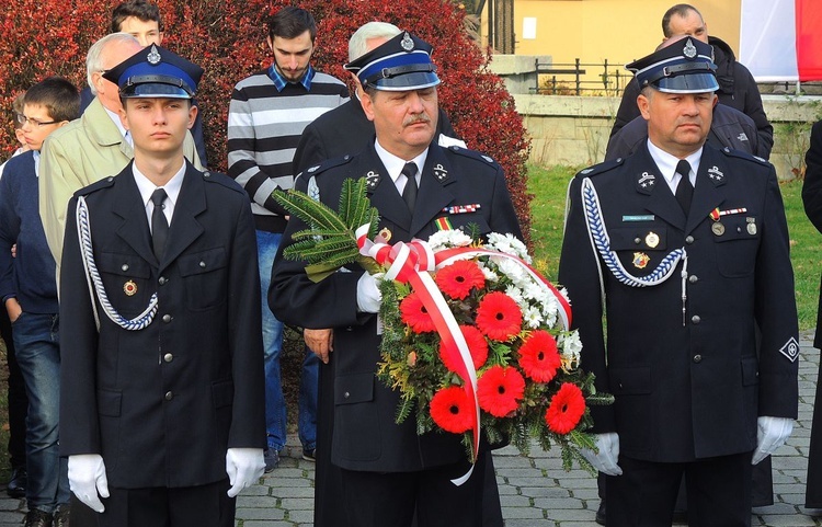 Pisarzowice i ich bohaterowie Niepodleglej