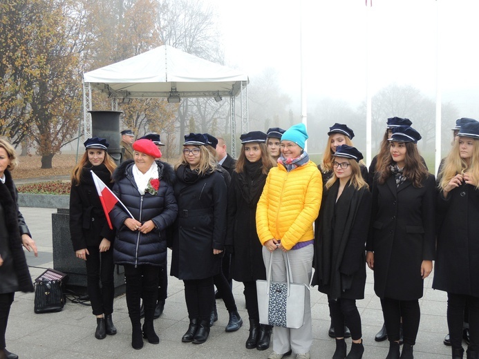 Odsłonięcie pomnika dr. Antoniego Troczewskiego