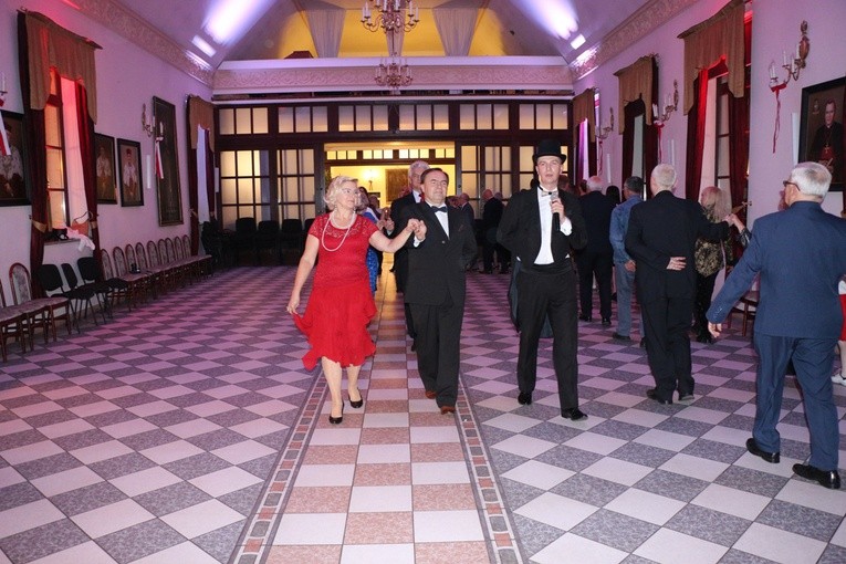 Bal Niepodległościowy Akcji Katolickiej