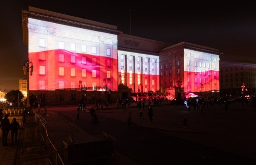 Patriotyczna iluminacja Sejmu Ślaskiego