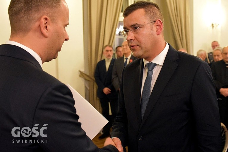 Wręczenie odznaczeń z okazji 100. rocznicy odzyskania niepodległości przez Polskę