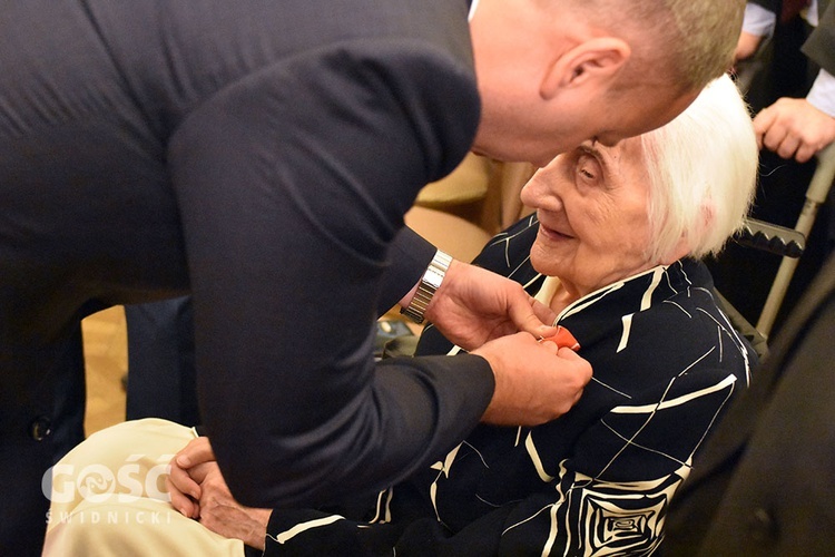 Wręczenie odznaczeń z okazji 100. rocznicy odzyskania niepodległości przez Polskę