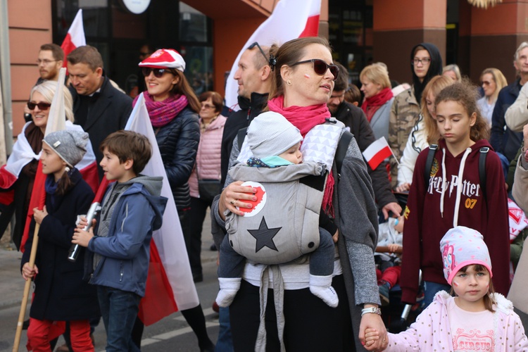 Radosna Parada Niepodległości cz.1